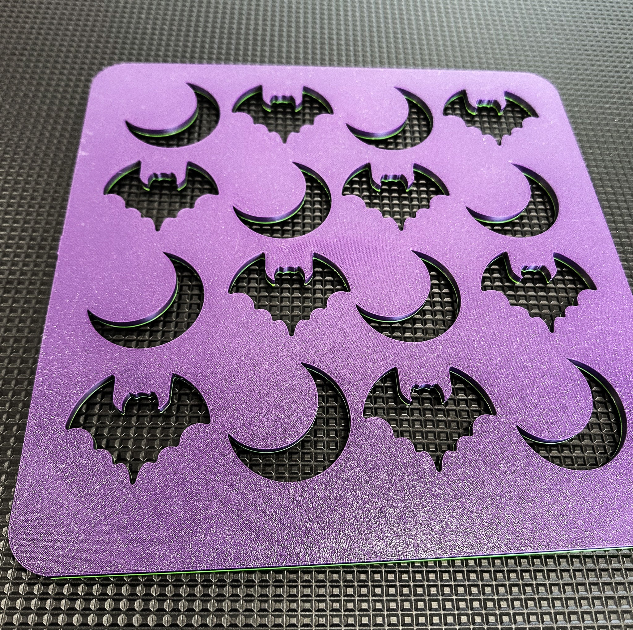 The Paw Pad (Halloween) | Full Size Dog Grooming Scissor Mat
