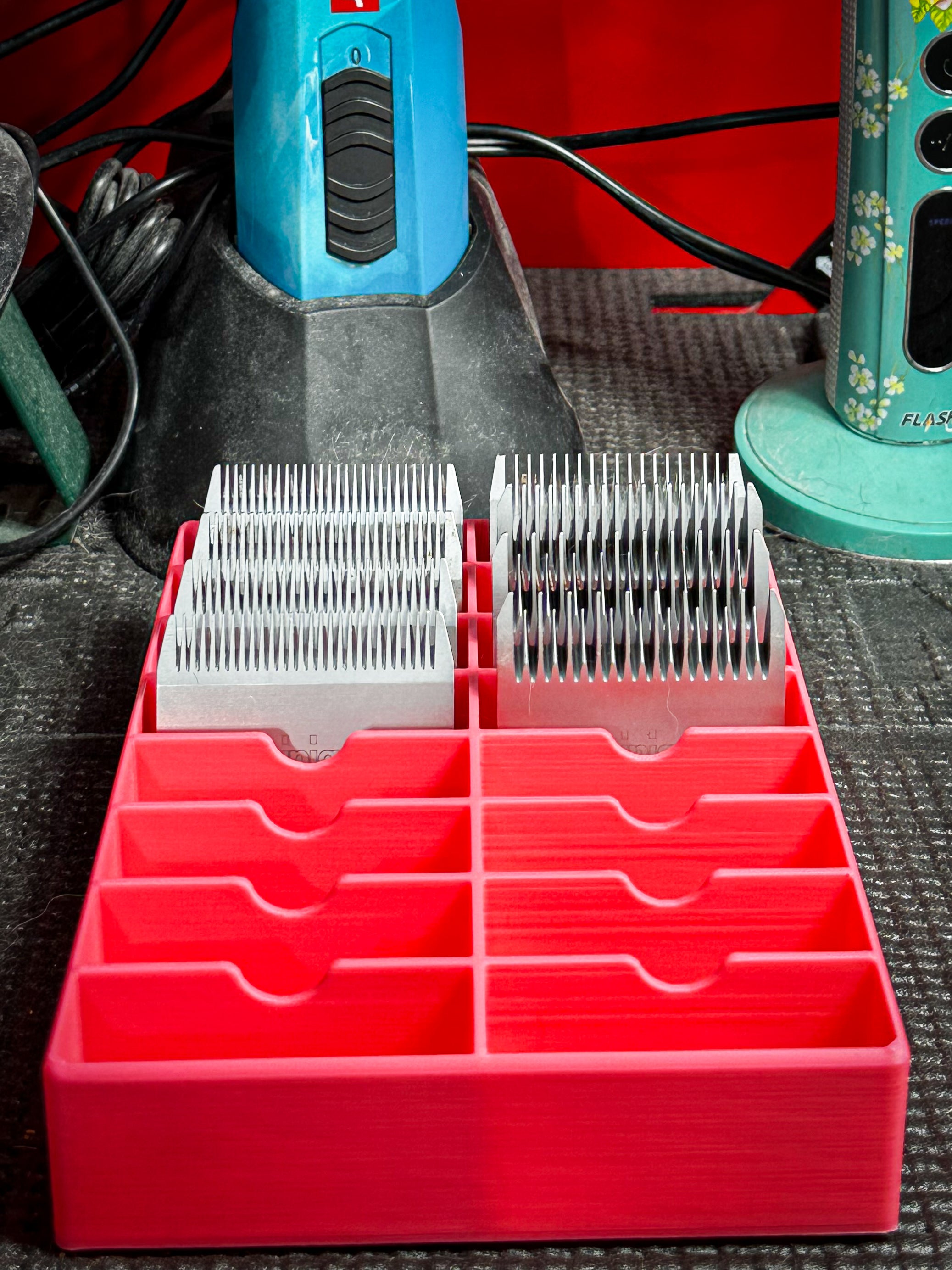 The Corgi - Dog Grooming Standard Size Clipper Blade Holder | up to 16 |
