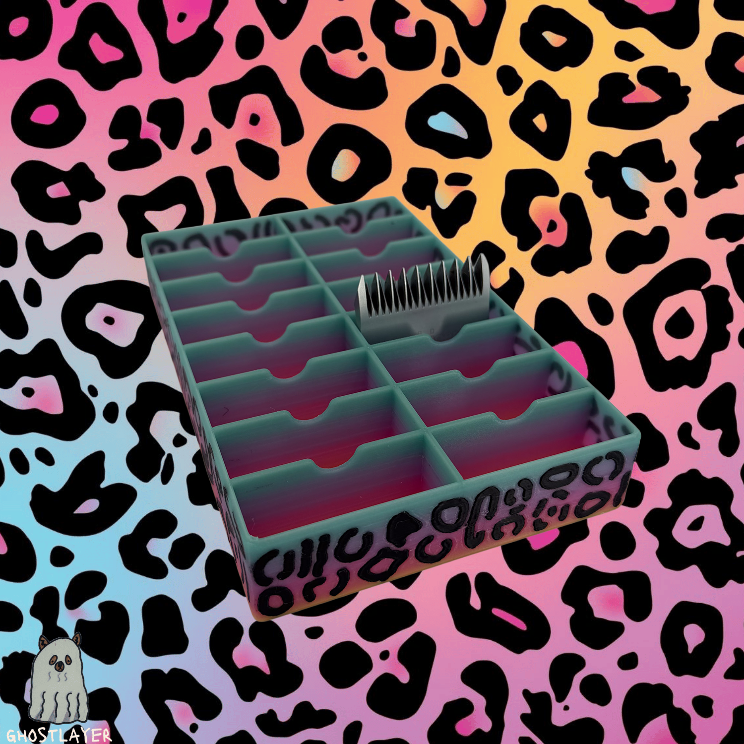 The Feral Corgi - Dog Grooming Standard Size Clipper Blade Holder | up to 16 |