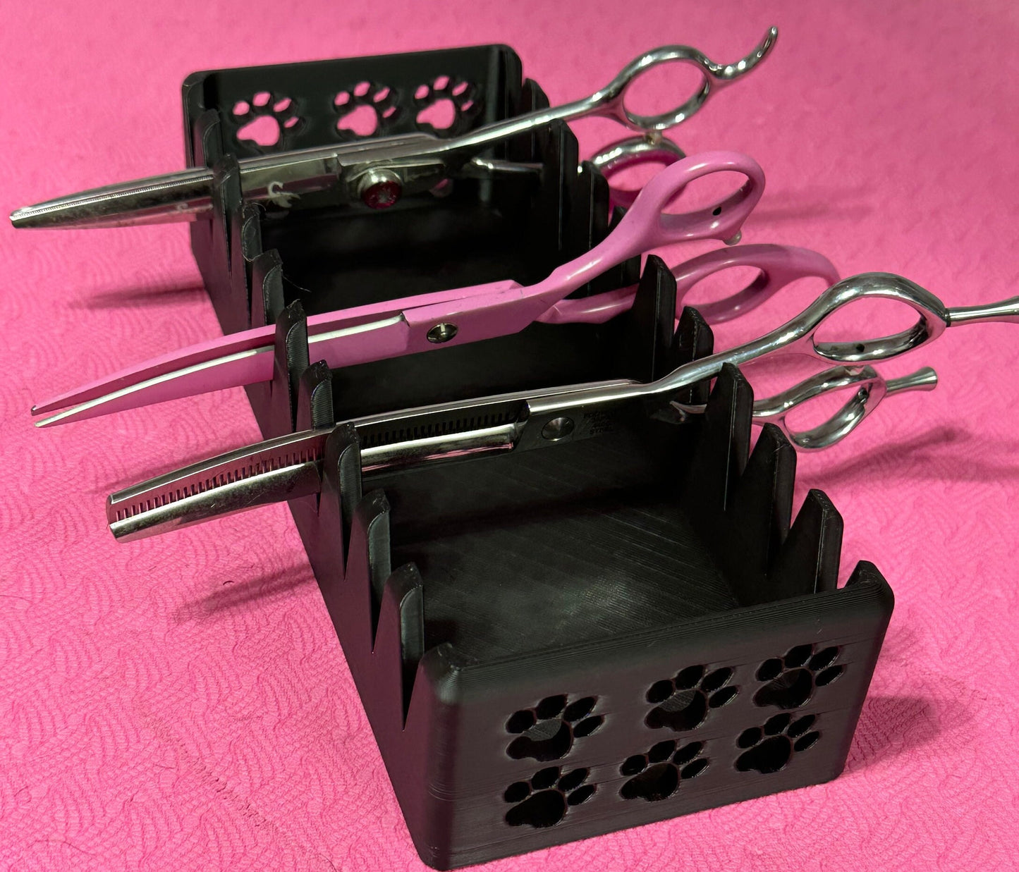 The Chihuahua - Dog Grooming Scissor Holder Up to 10 pairs, Simple organizer |