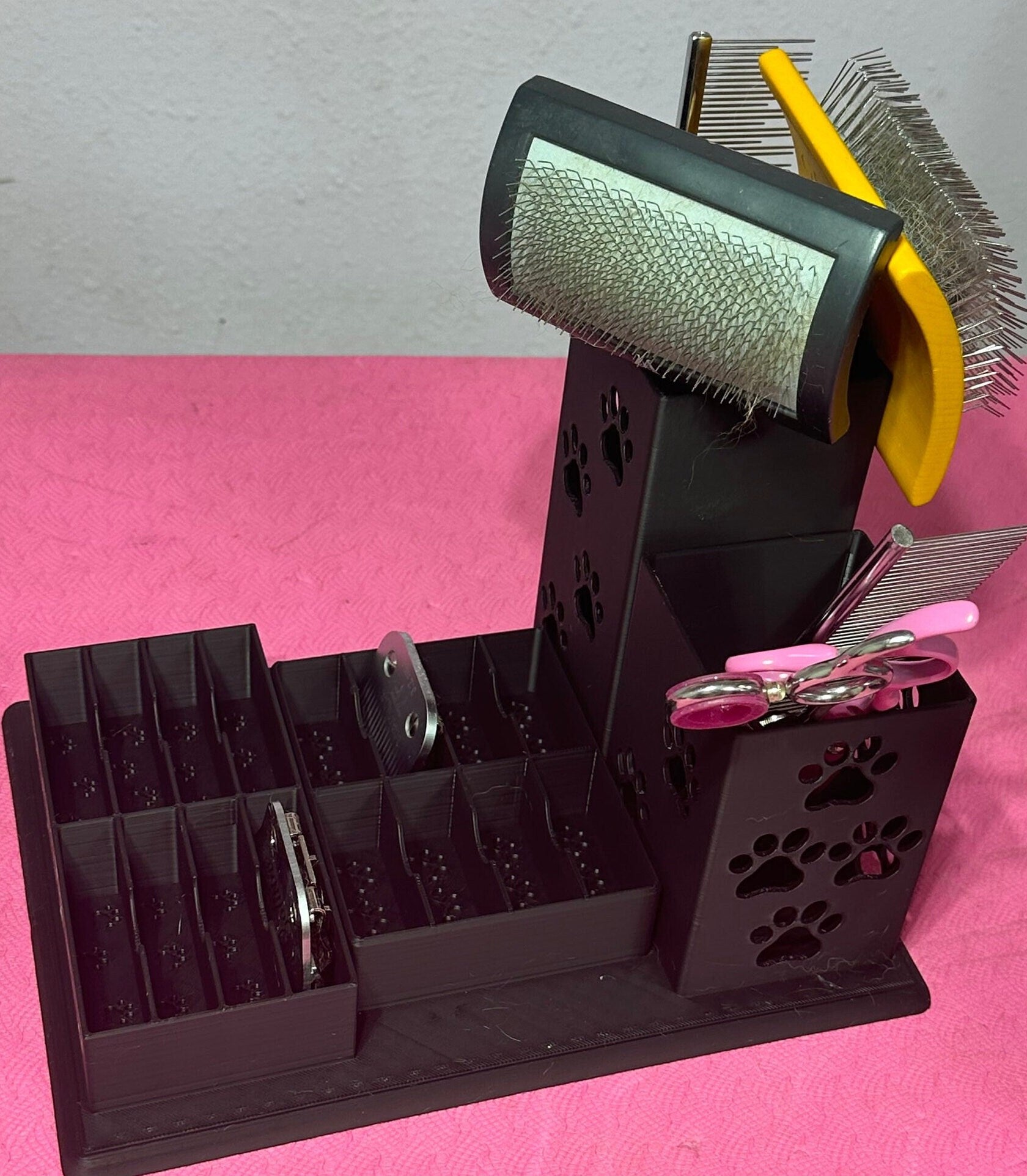 The Doodle--Dog Grooming Brush and Standard/Wide Size Blade Holder, Simple Organizer | Custom Color |